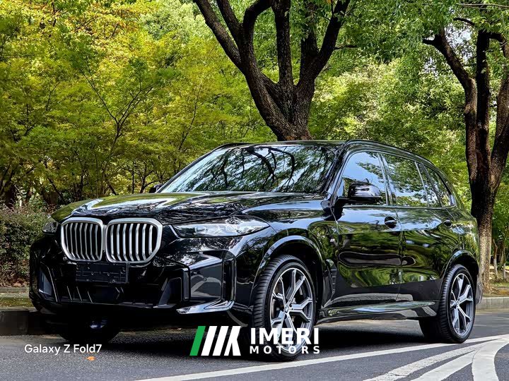 BMW X5 xDrive 30Li Deluxe VersionM