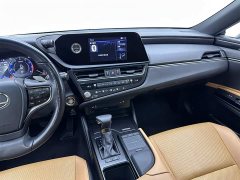Lexus ES 2021 200 Excellence Edition - ფოტო 15