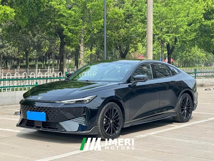 Changan UNI-V 1.5T Premium Version