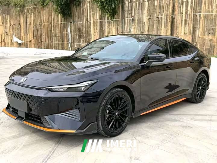 Changan UNI-V 1.5T Premium Version