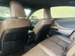 Lexus ES 200 Luxury Edition - ფოტო 13