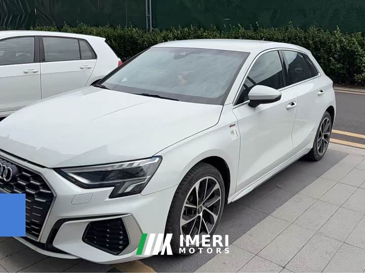 Audi A3 Sportback 35 TFSI Version