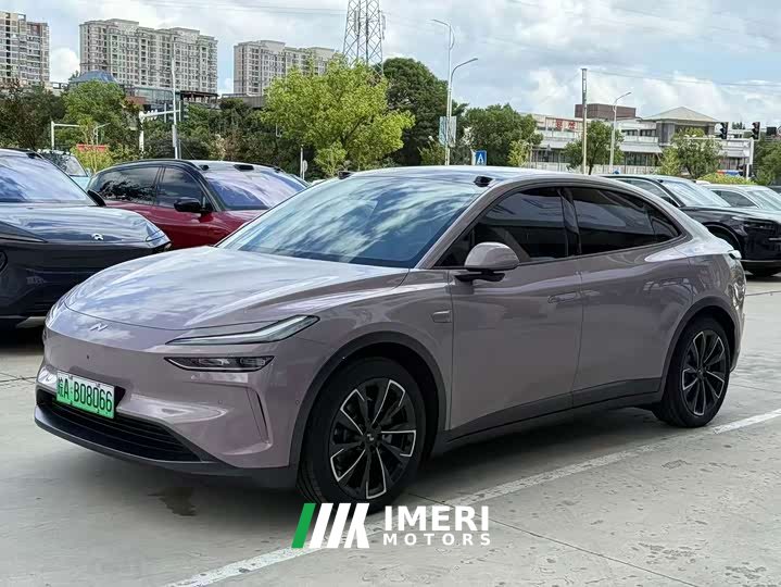 BMW L60 60kWh Edition