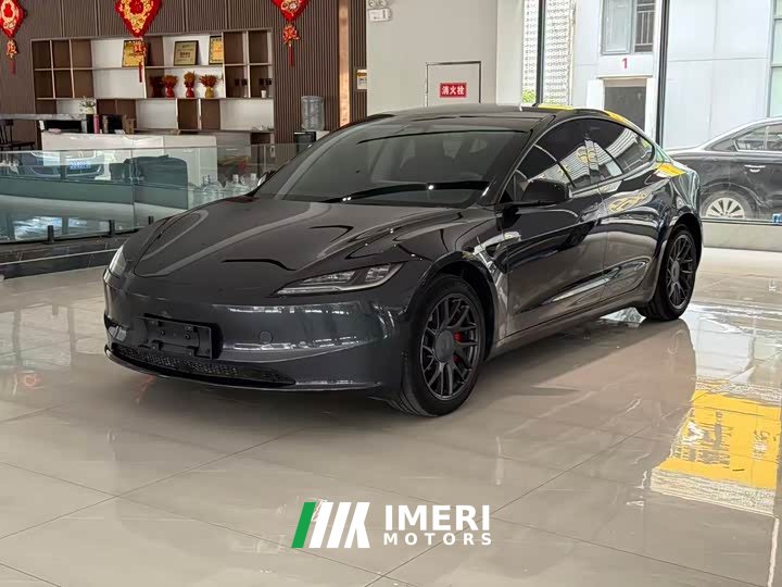 Tesla Model 3 Edition