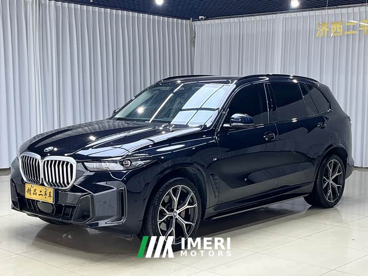 BMW X5 xDrive 30Li Deluxe VersionM