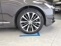 Volvo S90 2024 B5 Zhiyi Deluxe Edition - ფოტო 6