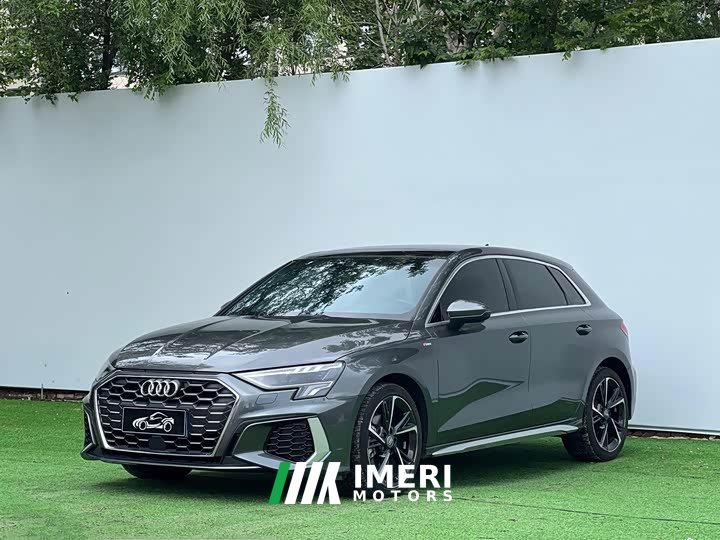 Audi A3 Sportback 35 TFSI Fashion Version