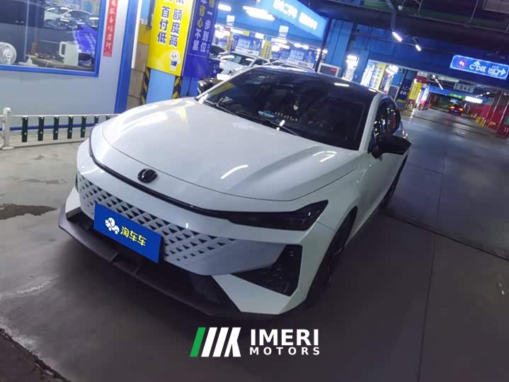 Changan UNI-V 1.5T Premium Version