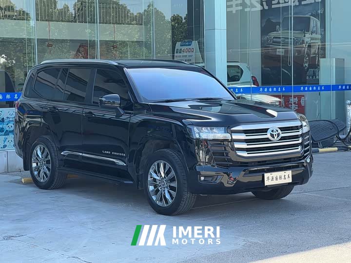 Toyota Land Cruiser (Imported) VX-R Middle East Version
