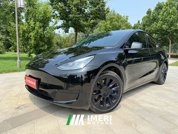 Tesla Model Y Edition