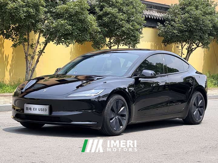 Tesla Model 3 Edition