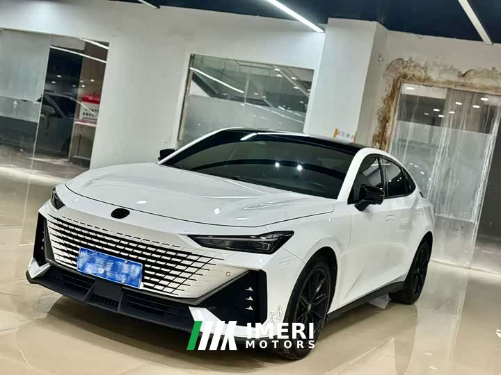 Changan UNI-V 1.5T Premium Version