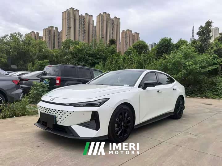 Changan UNI-V 1.5T Deluxe Version
