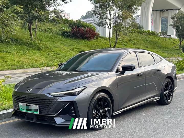 Changan UNI-V iDD 1.5T 113km Version