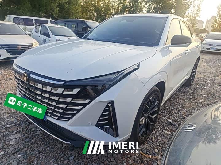 Changan UNI-Z 1.5T Premium Version