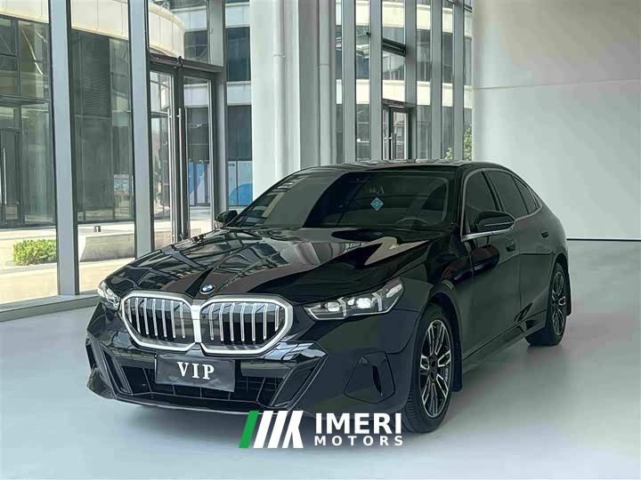 BMW 5 530Li Version M