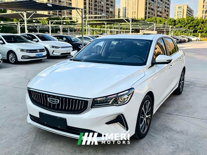 SAIC 4 1.5L CVTLuxury Version