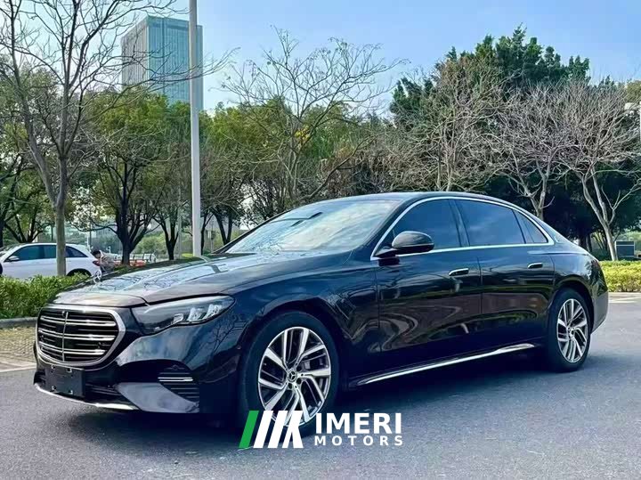 Mercedes-Benz E 300 L Fashion Version