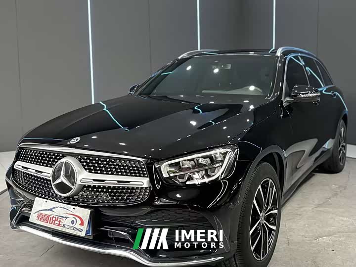 Mercedes-Benz GLC 260 L 4MATIC Luxury Version
