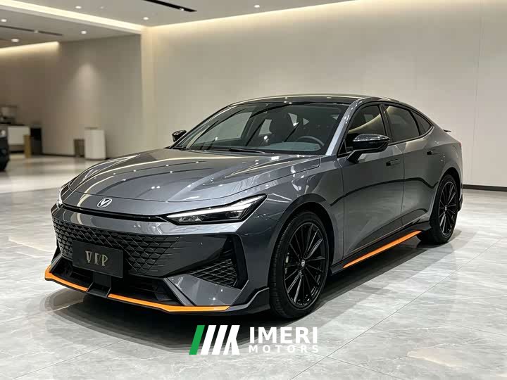 Changan UNI-V 1.5T Premium Version