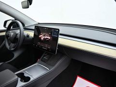 Tesla Model Y Rear-Wheel Drive - ფოტო 14