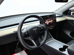 Tesla Model Y Rear-Wheel Drive - ფოტო 15
