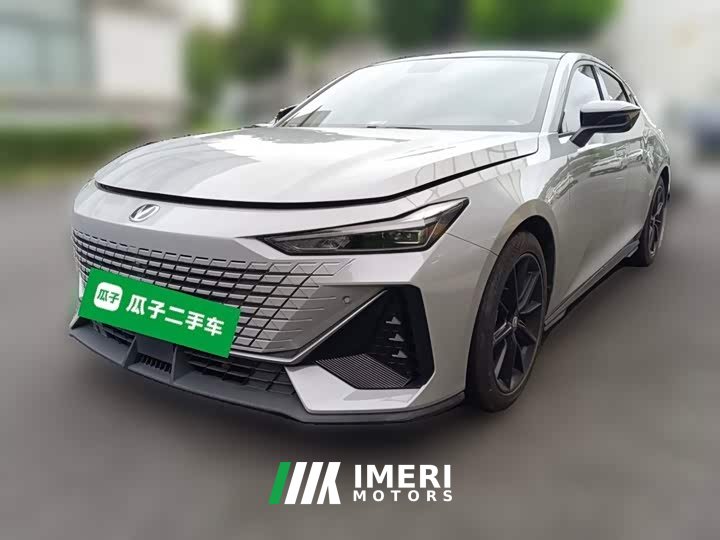 Changan UNI-V 1.5T Premium Version