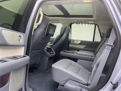 Lincoln Navigator Presidential Series 3.5T - photo 19