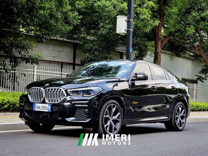 BMW X6 xDrive40i Deluxe Version M
