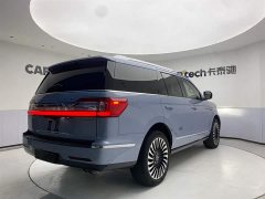Lincoln Navigator Presidential Series 3.5T - фото 5