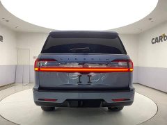 Lincoln Navigator Presidential Series 3.5T - фото 6