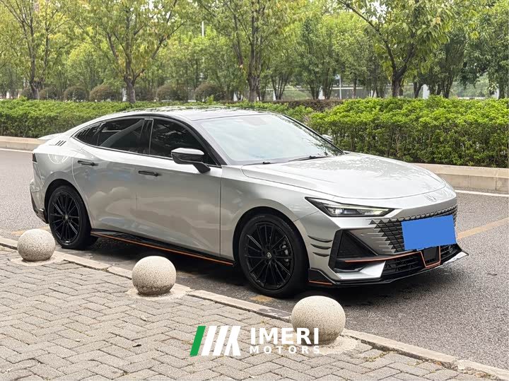 Changan UNI-V 1.5T Edition