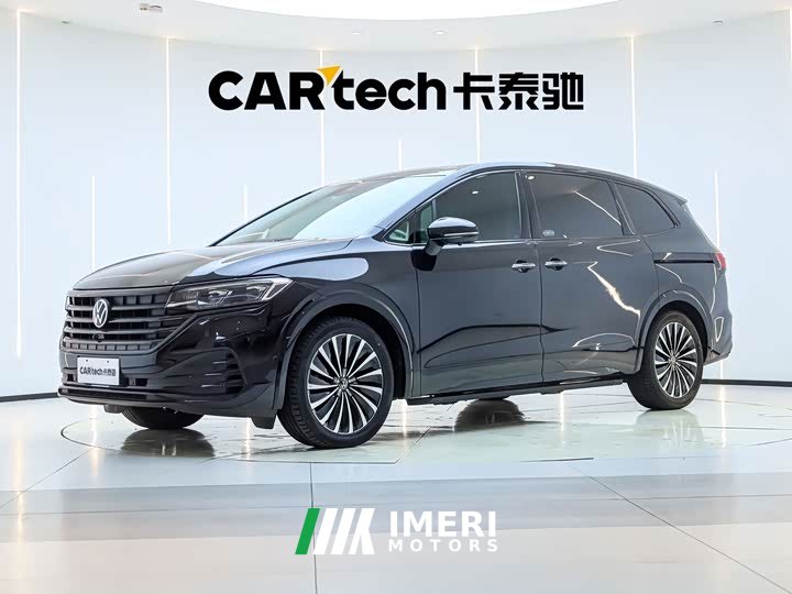 Volkswagen 380TSI Premium Edition