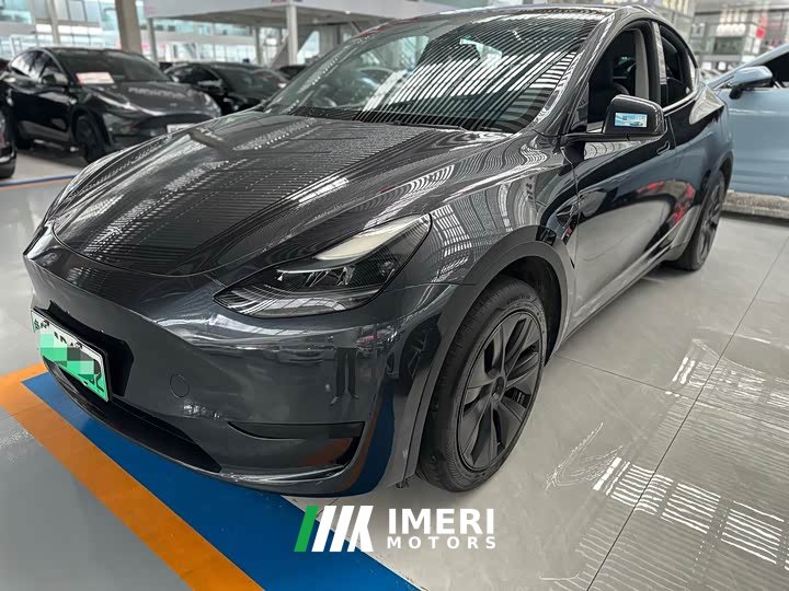 Tesla Model Y Edition