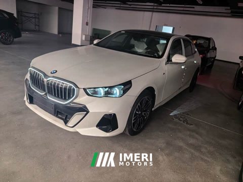 2026 BMW 5 530Li Version M - ავტომობილი ჩინეთიდან