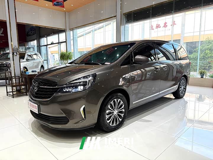 Buick GL8 652T Version