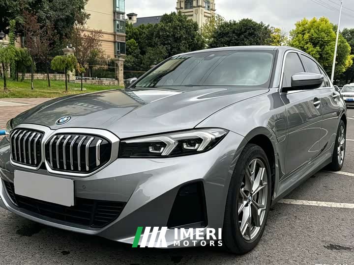 BMW i3 eDrive 35 L