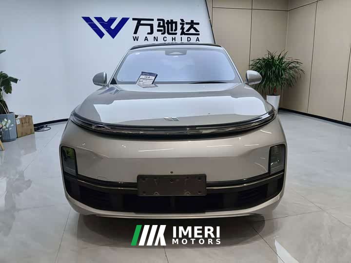 Li Auto L8 Pro