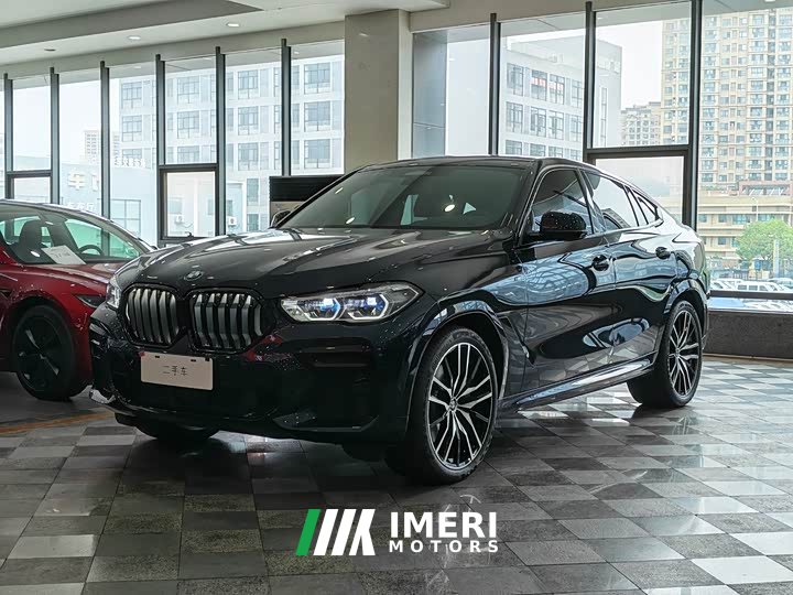 BMW X6 xDrive40i Deluxe Version M