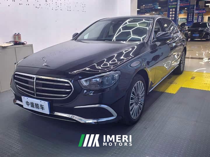 Mercedes-Benz E 300 L Premium Version