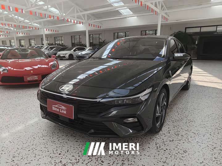 Hyundai Elantra 1.5L CVT GLX Edition