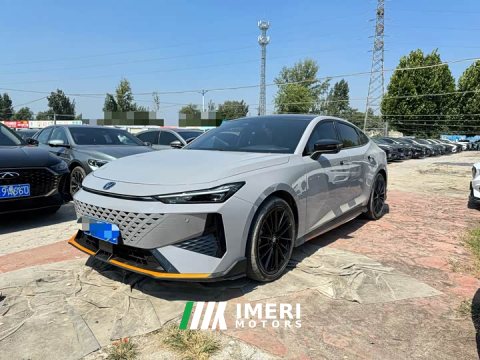 2025 Changan UNI-V 1.5T Premium Version - ავტომობილი ჩინეთიდან