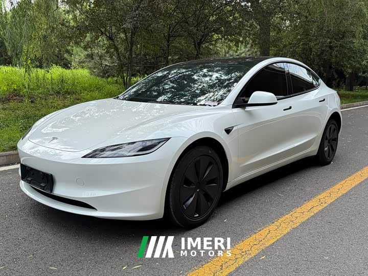Tesla Model 3 Edition