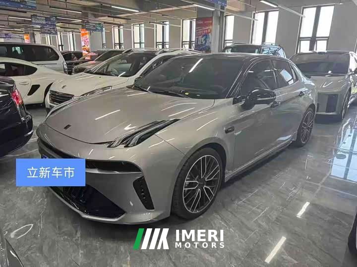 Lynk & Co 03 2.0TD Ultra