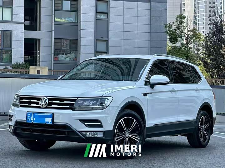 Volkswagen L 280TSI 2WD Edition VI
