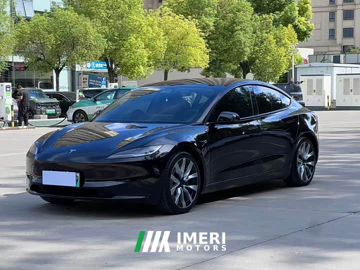 Tesla Model 3 Long Range Edition