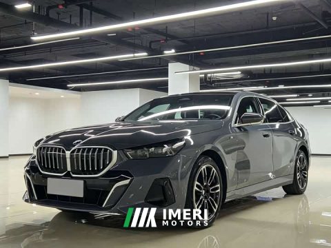 2024 BMW 5 525Li M - ავტომობილი ჩინეთიდან