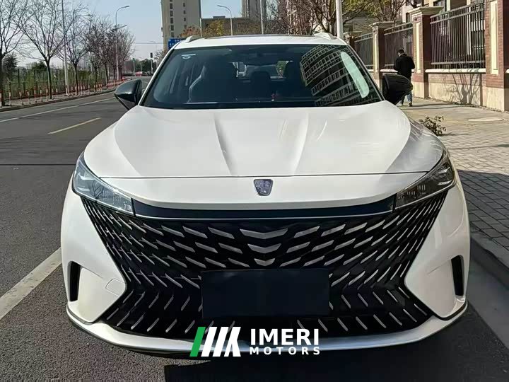 SAIC RX5 PLUS 330TGI Edition