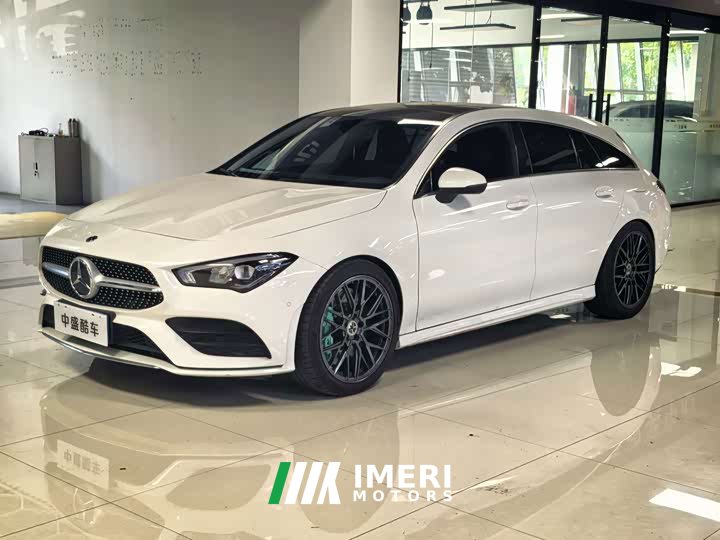 Mercedes-Benz CLA 200
