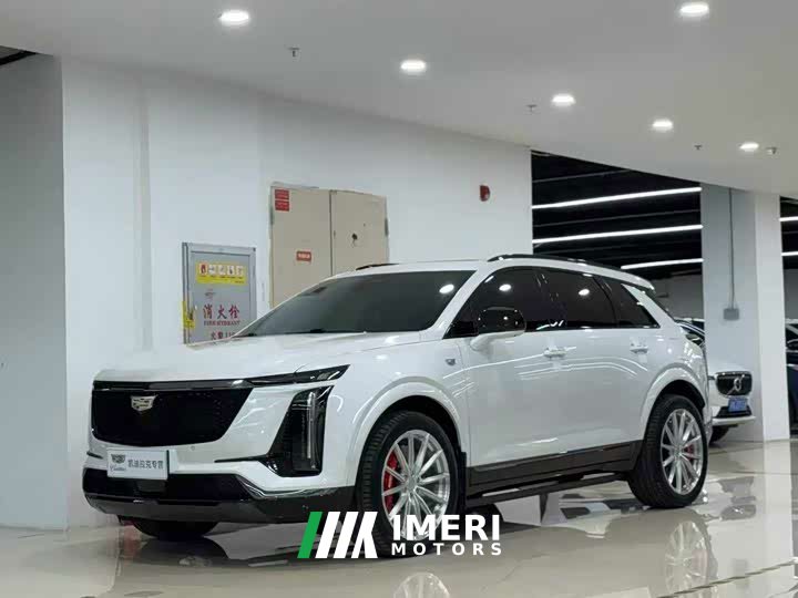 Cadillac XT5 2.0T Version